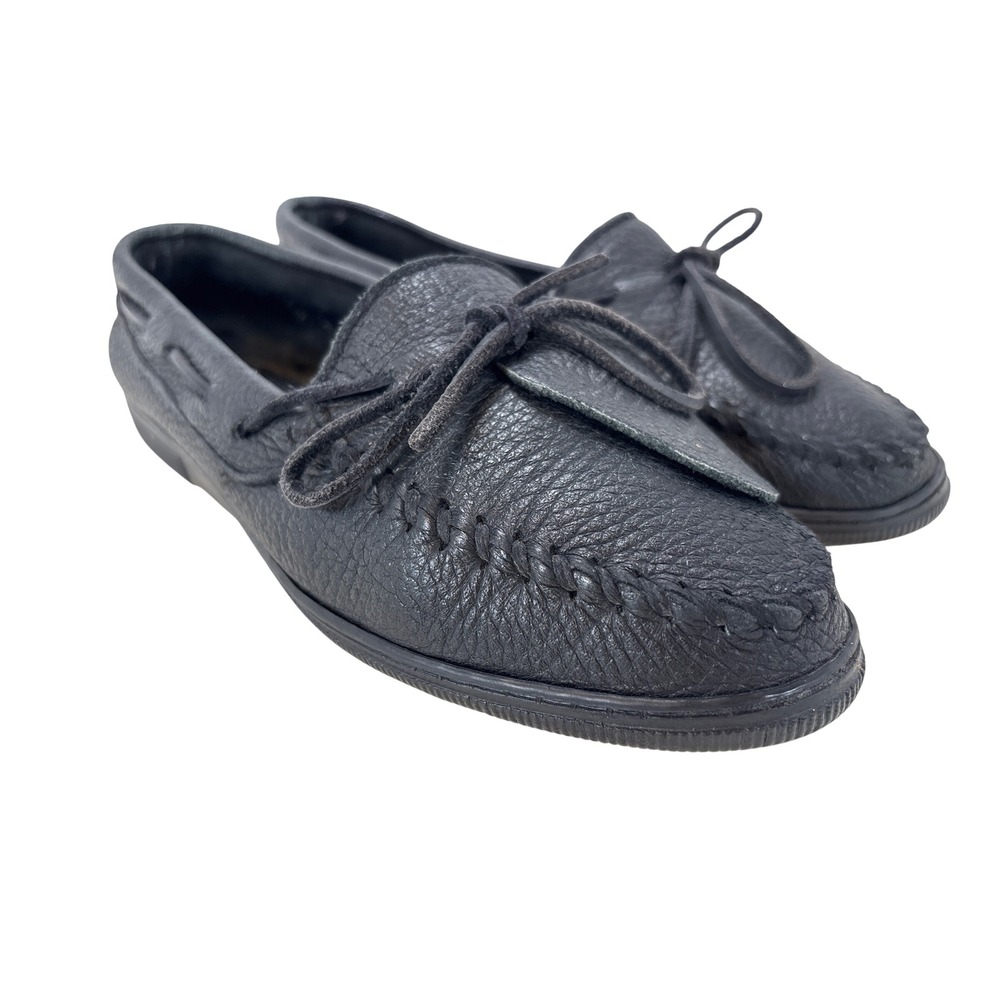 Minnetonka Moosehide Classic Moccasins Black Leather Pebble Grain Shoes